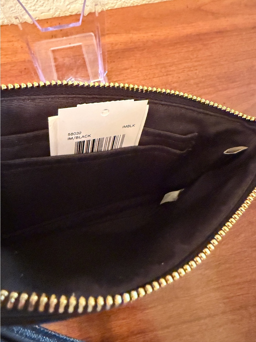 Coach Corner Zip Wristlet Black Crossgrain Leather with Gold Hardware, NWT, $88 - Picture 7 of 14